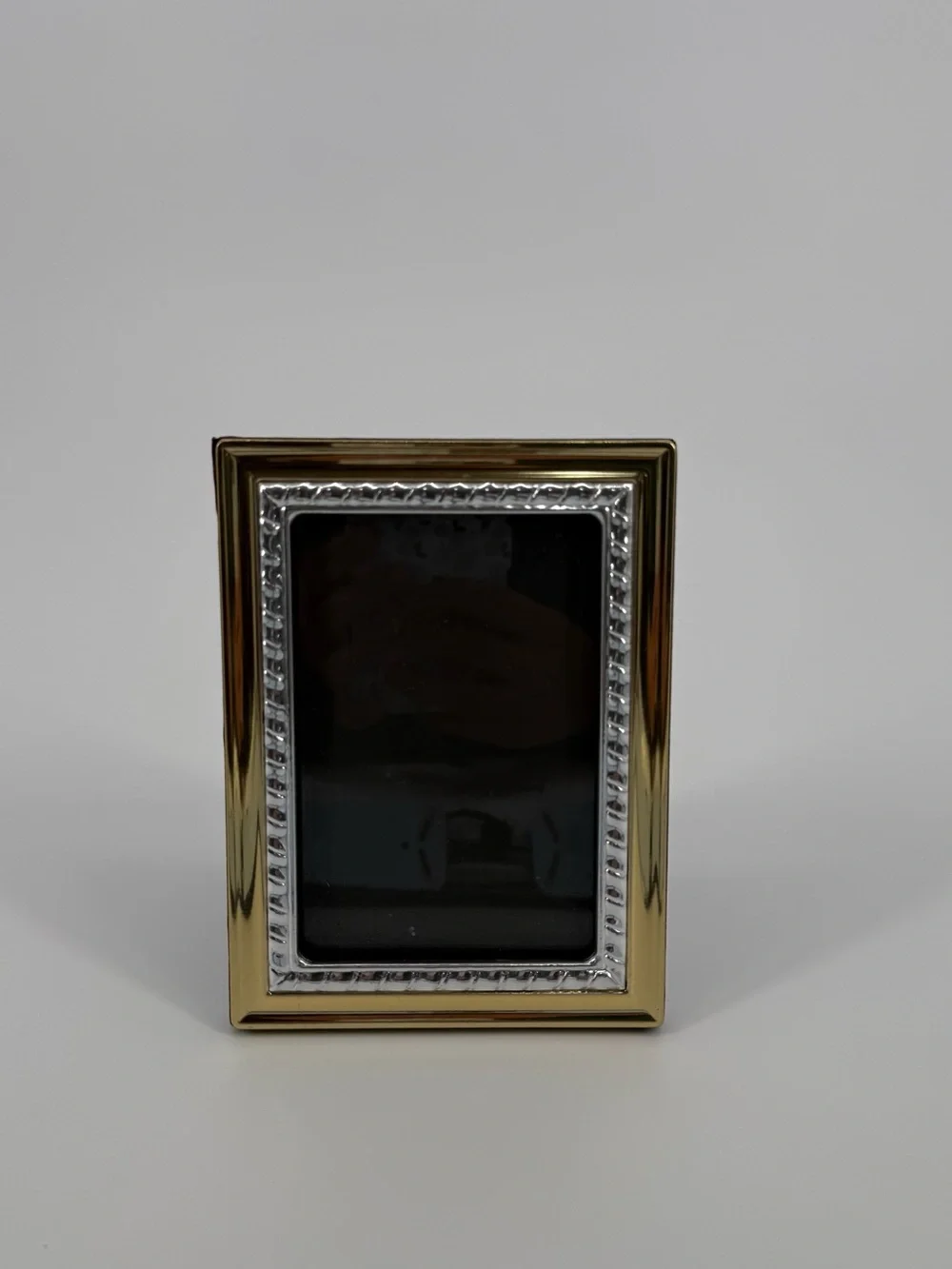 Classic Two-Tone Metal Photo Frame Gold and Silver Rectangular 5x6.5